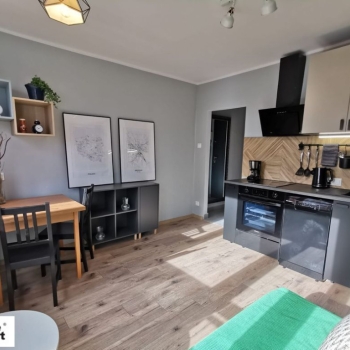 Ogłoszenie - 1pok, 30met, Plac Grunwaldzki PO REMONCIE/PIWNICA (Wrocław)