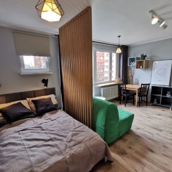 Ogłoszenie - 1pok, 30met, Plac Grunwaldzki PO REMONCIE/PIWNICA (Wrocław) - Wrocław - 479 000,00 zł