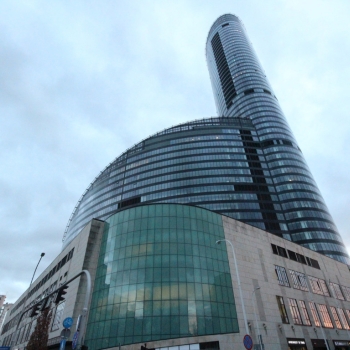 Ogłoszenie - 4pok, 155met, Sky Tower KOMÓRKA/GARAŻ/2013 (Wrocław)