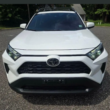 Ogłoszenie - Toyota RAV4 XLE 2025 Low Kilometer